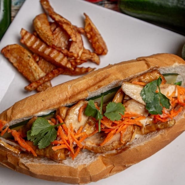 Banh Mi Dau Hu Tom Bo.