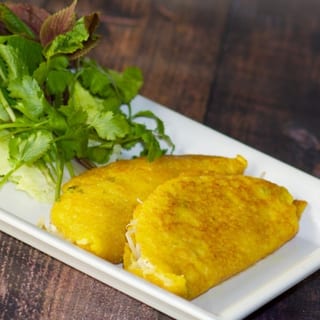 Vietnamese Crepes (Banh Xeo)
