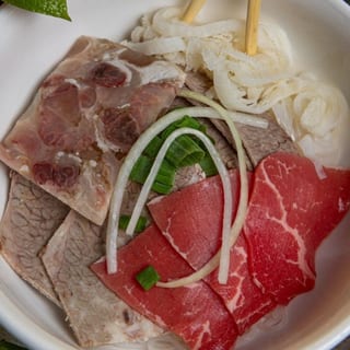 Combination (Dac Biet (Tai Chin Nam Gau Gan Sach) )